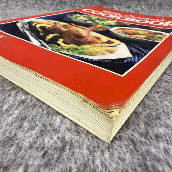 ✅Betty Crockers Cookbook VTG 1980s Golden Press Classic Recipes Red Cover - Picture 4 of 8